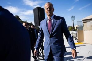 John Thune’s Test: Steering the Senate Through Shutdown & Trade Turmoil
