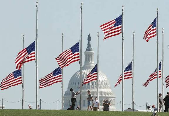 images - 2025-11-09T235738.358