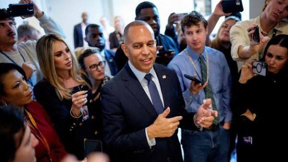 images - 2025-11-19T205541.060