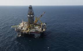 Oil Drilling Expansion: Florida & California Residents React as White House Approves New Plan