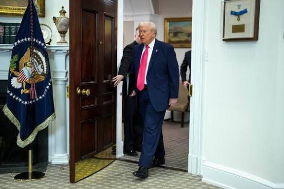 images - 2025-12-04T223602.919