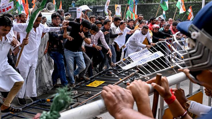 images - 2025-12-14T180115.818