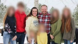 DOUBLE MURDER MYSTERY: Dentist COUPLE Executed, Children Found Crying Inside