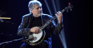 Bela Fleck : Cancels Kennedy Center Show Over Trump Politicization