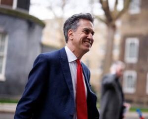 Ed Miliband : UK energy policy, Labour push, power play