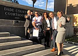 Injury Attorney : Crash Claims, Million Dollar Lawsuits, Legal Gold Rush