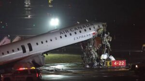 LaGuardia Airport Closed : Deadly Runway Collision, Plane Crash Shock, Travel Chaos