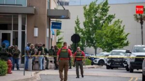 Mall of Louisiana Shooting: 1 Dead, 5 Injured, Food Court Chaos