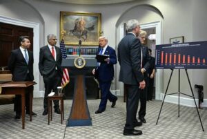 Mehmet Oz: Health Policy, Campaign Push, Trump Ally, Voter Outreach