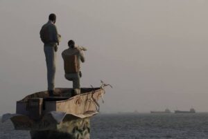CENTCOM Operation: US Forces Strike Iranian Launchers on Larak Island, Strait of Hormuz Clash