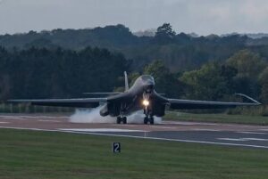 Trump Confirms Threat Forced US to Pull B-1 Bombers From UK Base